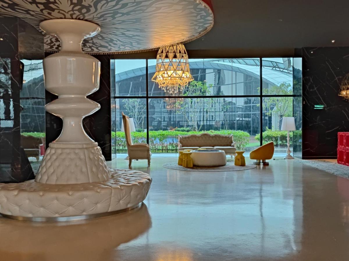 Arte Mont Kiara Host By Host Corner Suites Kuala Lumpur Extérieur photo